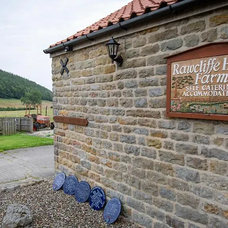 Experience The Peace & Quiet In The North York Moors At Rawcliffe House Farm Holiday home