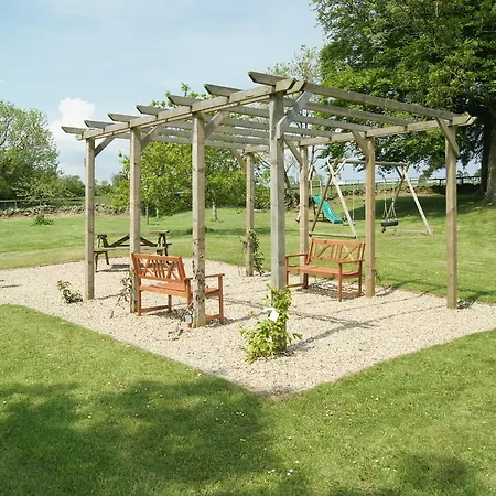 Holiday home Experience The Peace & Quiet In The North York Moors At Rawcliffe House Farm *
