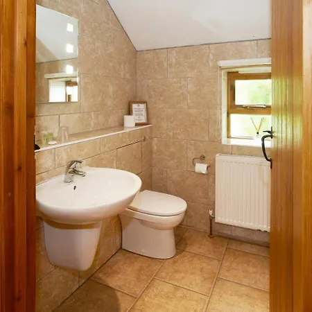 Experience The Peace & Quiet In The North York Moors At Rawcliffe House Farm Pickering