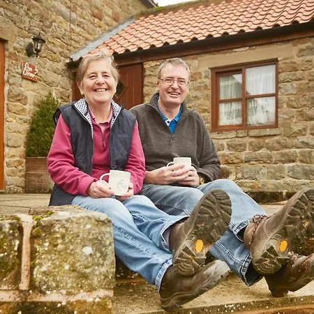 Tatil Evi Experience The Peace & Quiet In The North York Moors At Rawcliffe House Farm *