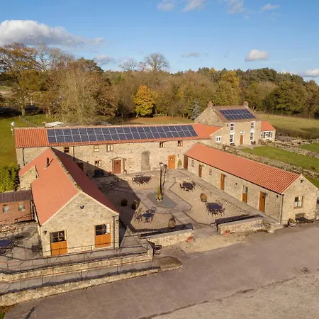 Experience The Peace & Quiet In The North York Moors At Rawcliffe House Farm 피커링